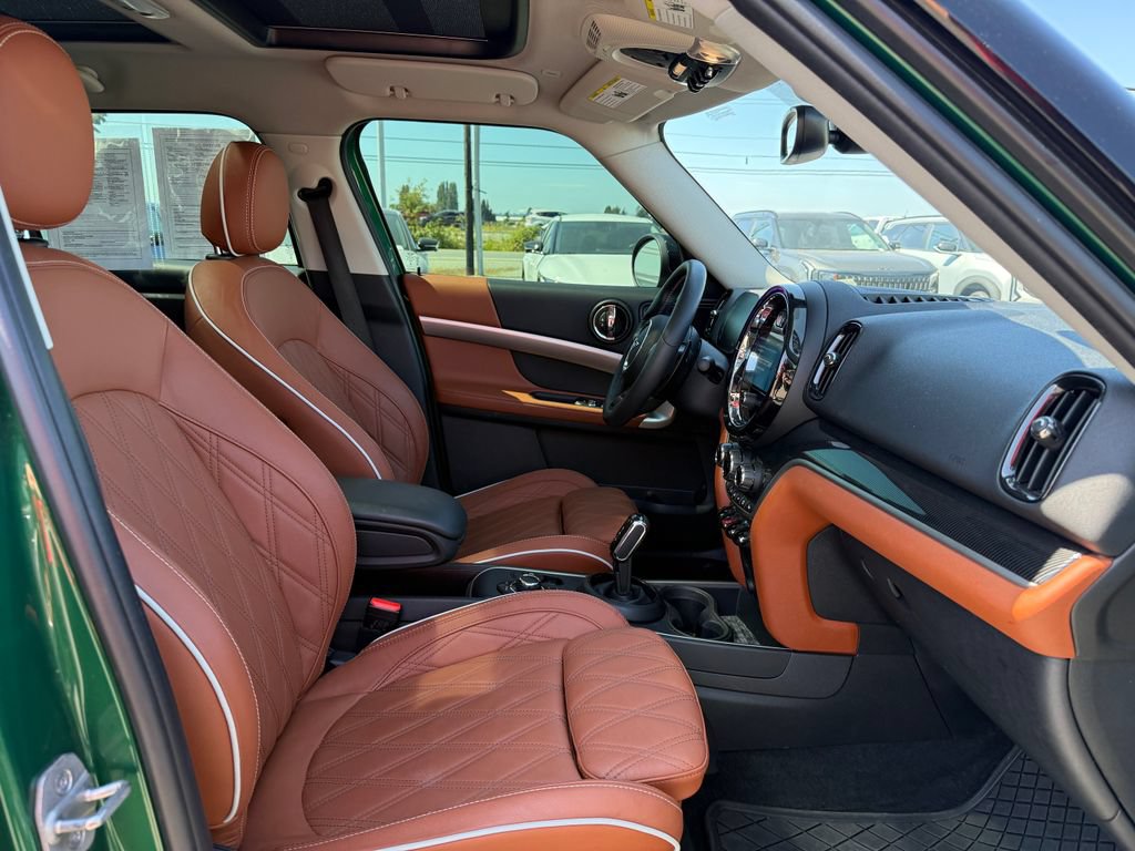Used 2024 MINI Cooper Countryman S w/ Signature Upholstery Package AWD/4WD image 12