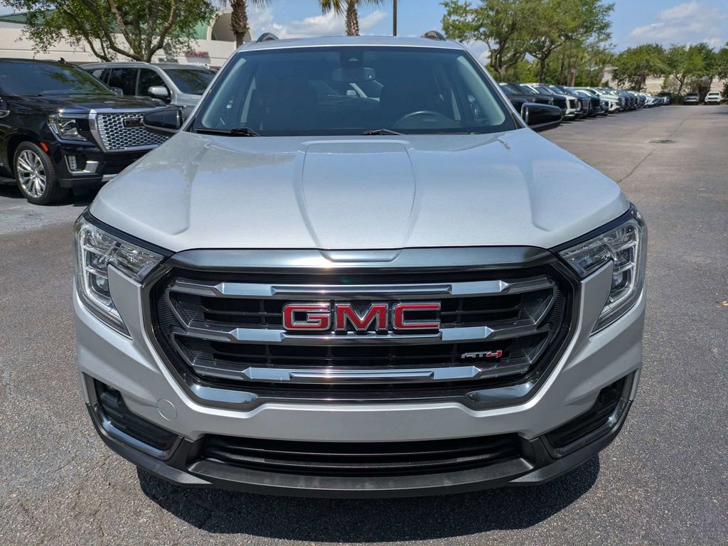 Used 2022 GMC Terrain AT4 AWD/4WD image 9