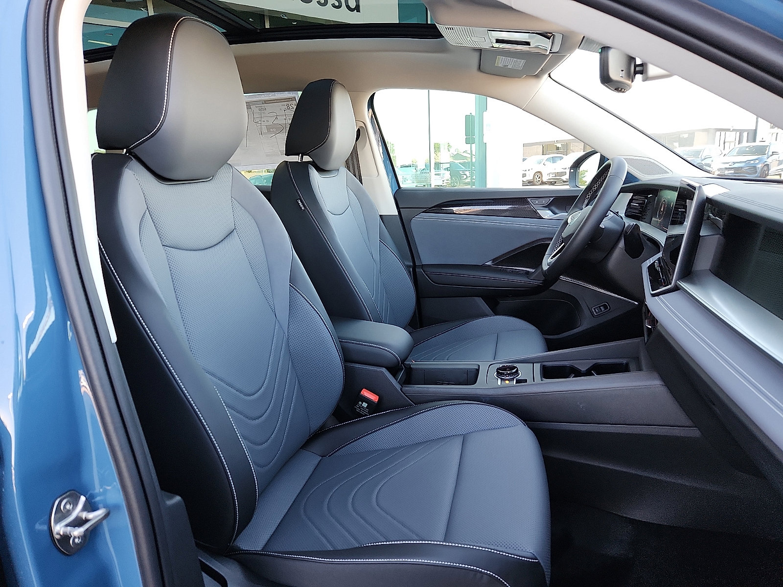 New 2026 Volkswagen Tiguan SE image 15