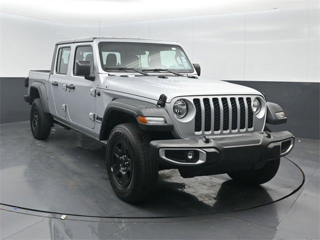 Used 2023 Jeep Gladiator Sport w/ Trailer Tow Package