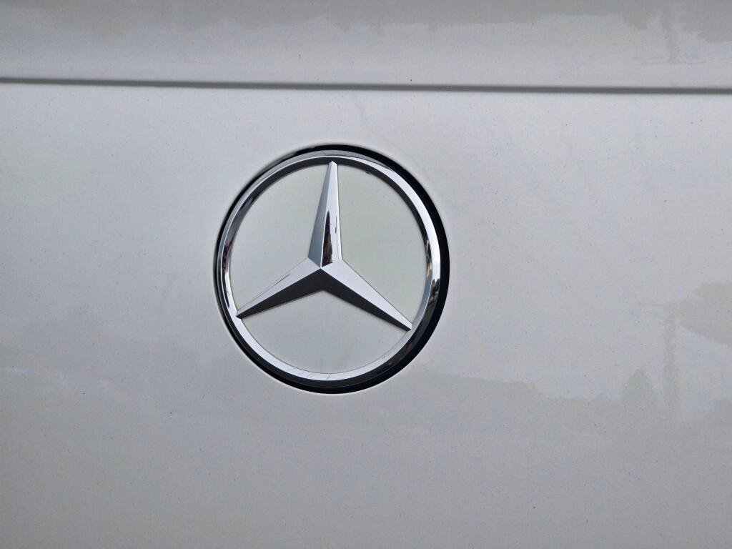 Used 2024 Mercedes-Benz GLE 53 AMG 4MATIC Coupe image 32