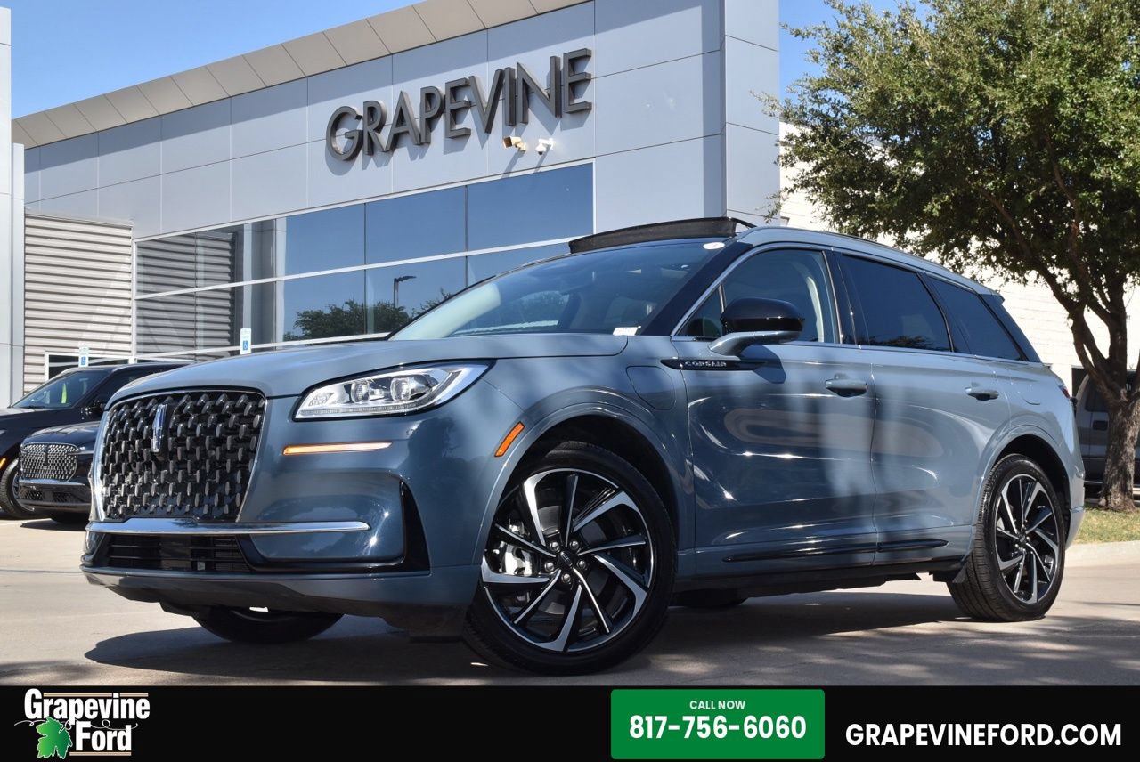 Certified 2024 Lincoln Corsair Grand Touring AWD/4WD image 1