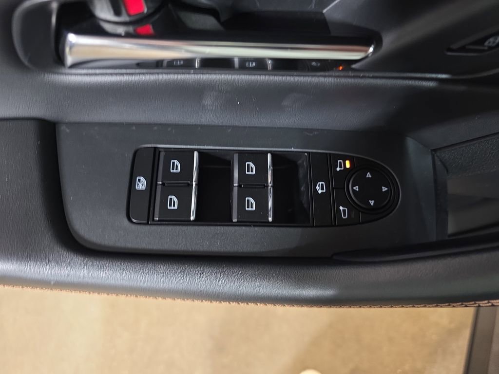 Used 2025 MAZDA CX-90 3.3 Turbo w/ Premium Plus Pkg image 29