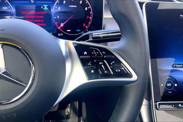 Used 2025 Mercedes-Benz GLC 300 4MATIC image 21