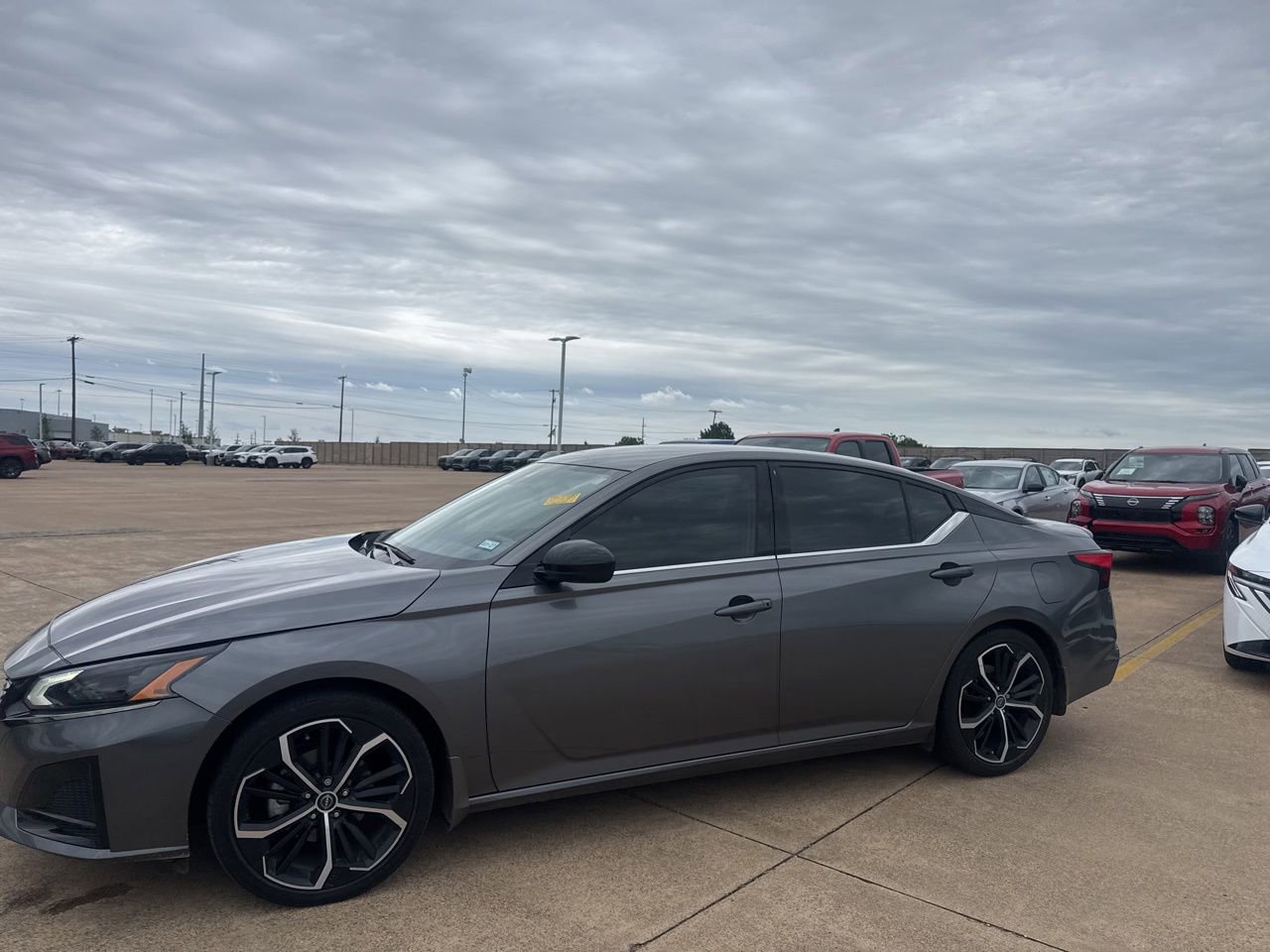 Certified 2024 Nissan Altima 2.5 SR FWD image 9