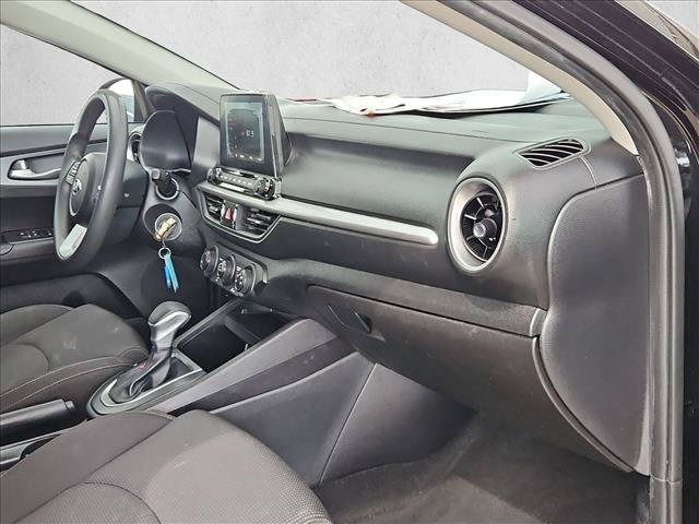 Used 2021 Kia Forte LXS FWD image 16