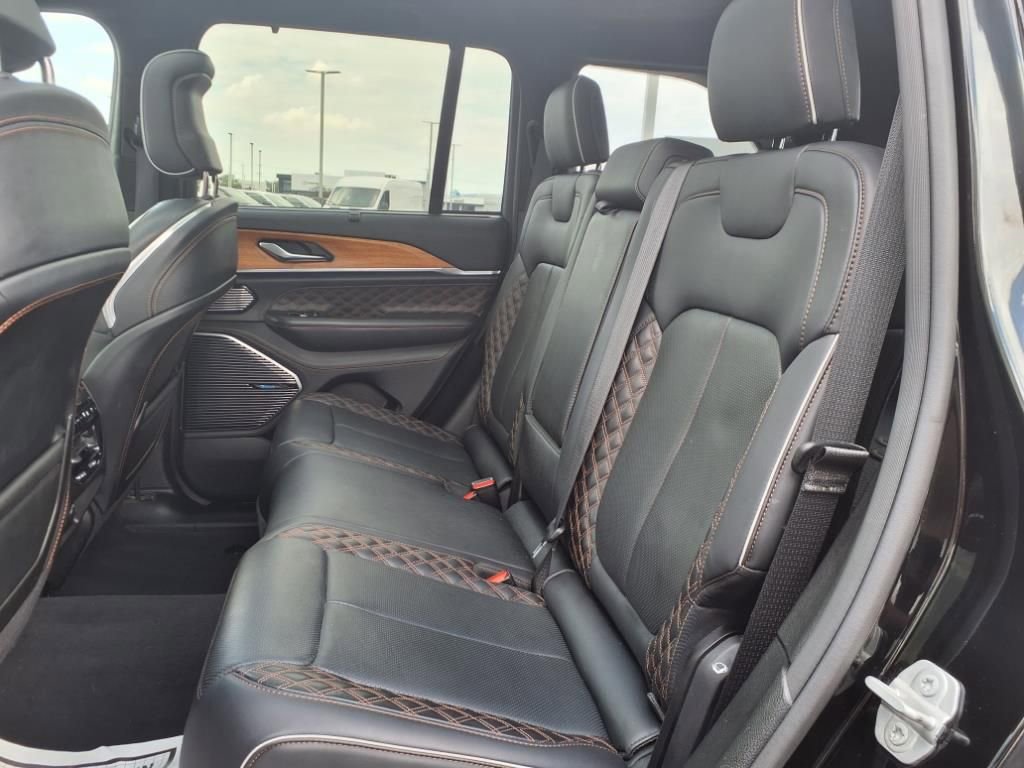 Certified 2022 Jeep Grand Cherokee Summit image 10