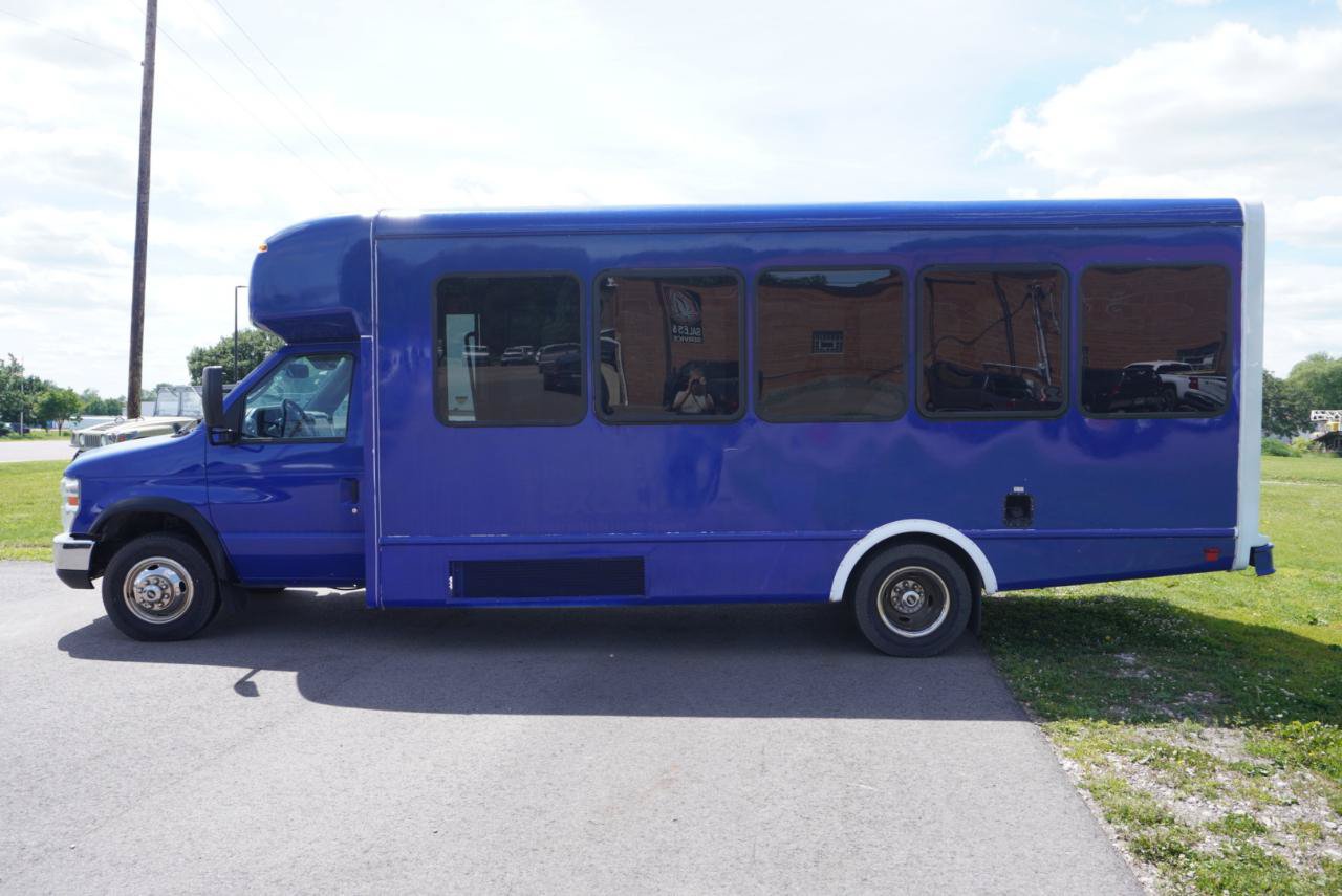 Used 2019 Ford E-450 and Econoline 450 Super Duty w/ Shuttle Bus Prep Package RWD image 2