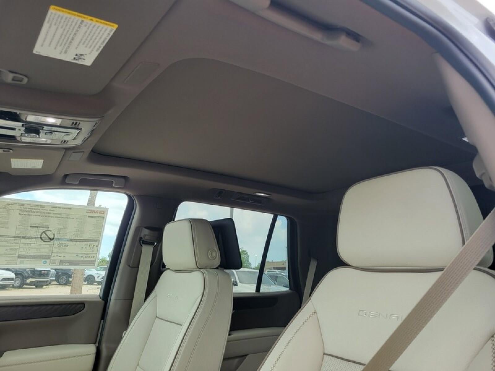 New 2026 GMC Yukon Denali w/ Denali Reserve Package RWD image 25