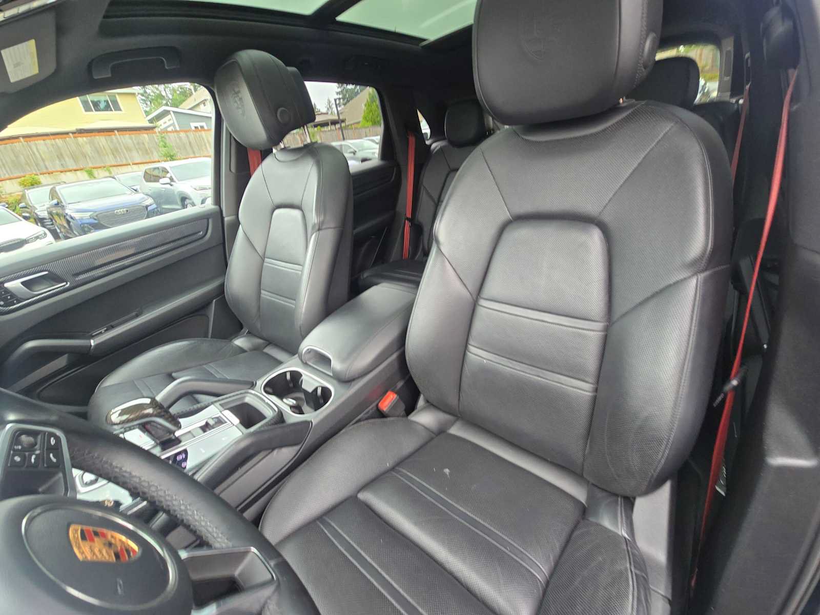 Used 2019 Porsche Cayenne AWD/4WD image 21