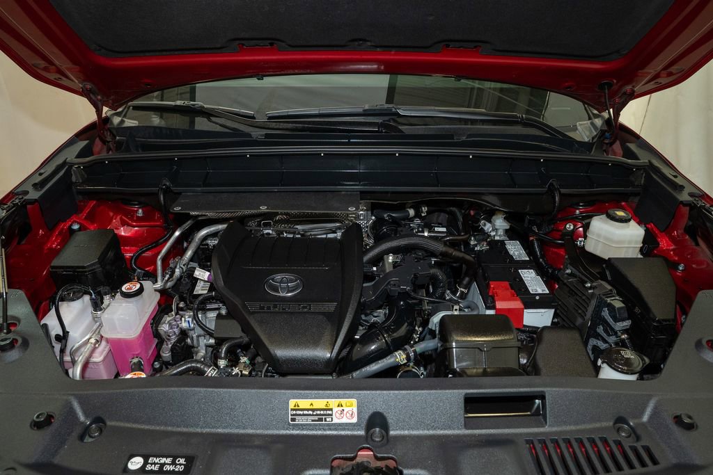Certified 2024 Toyota Highlander XLE image 22