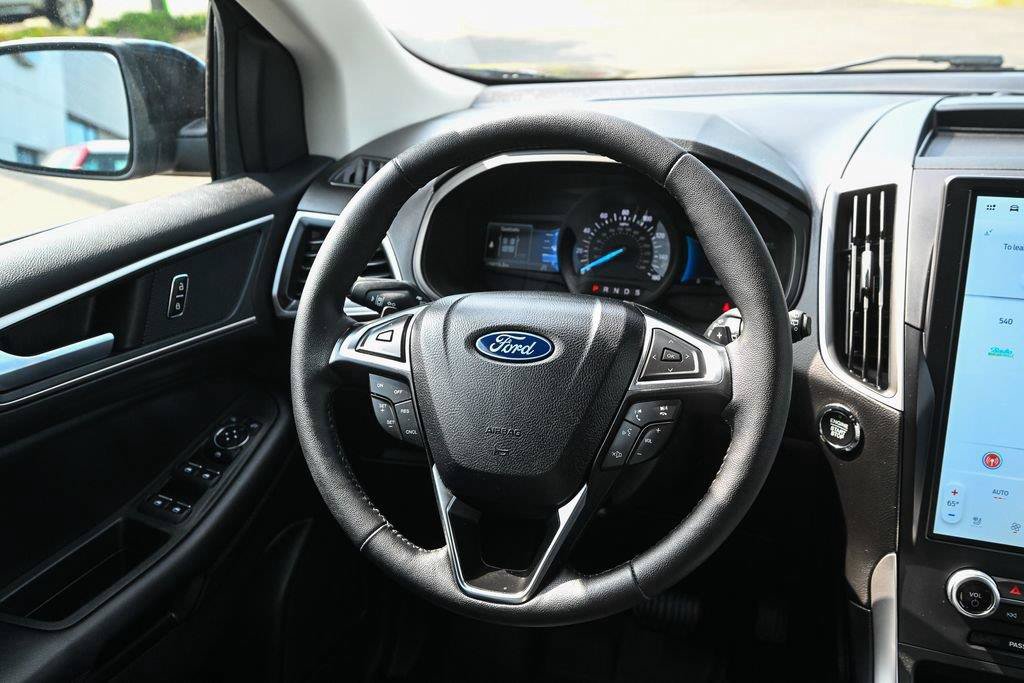 Certified 2024 Ford Edge SEL w/ Convenience Package AWD/4WD image 32