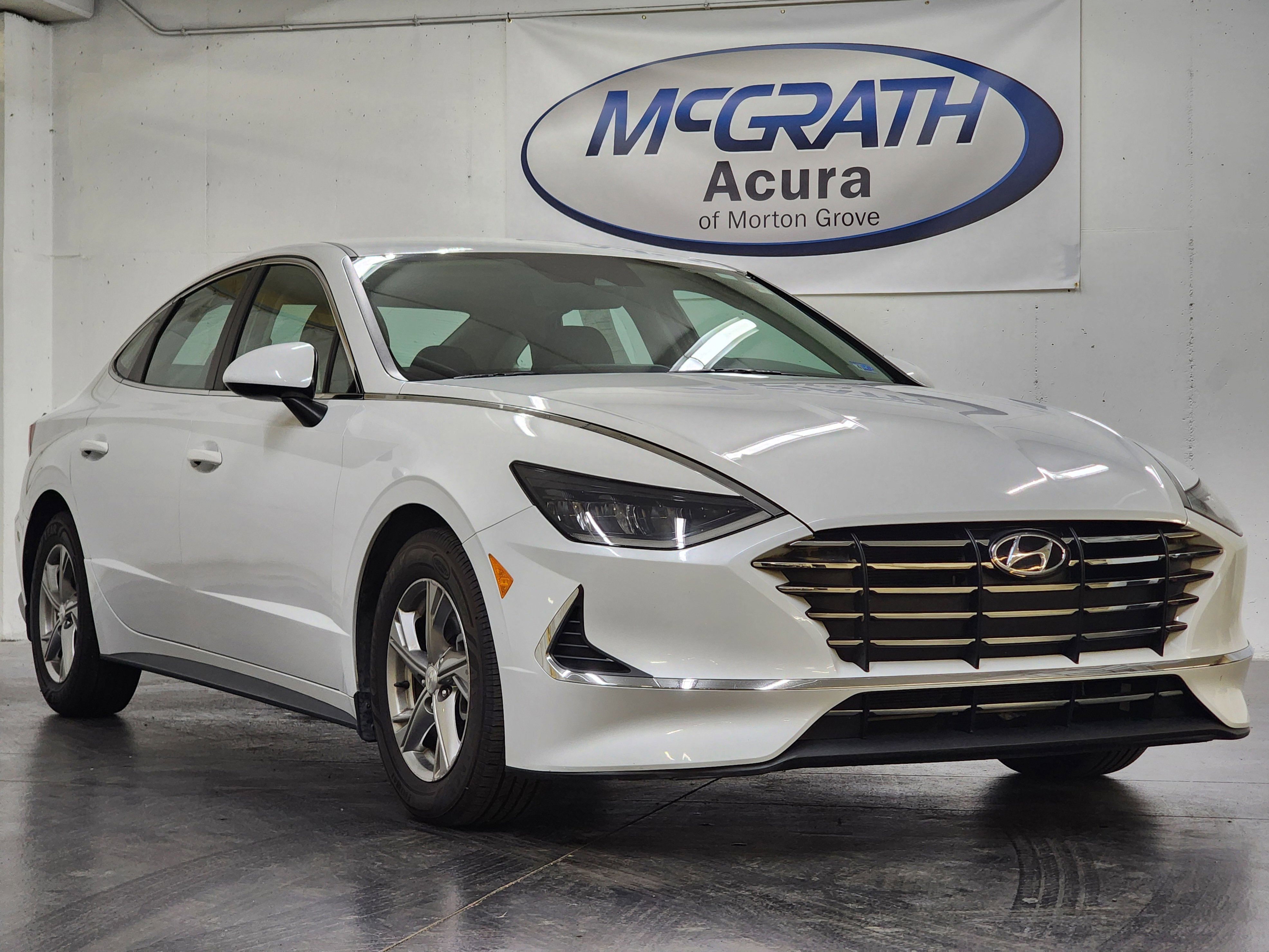Used 2022 Hyundai Sonata SE FWD image 2
