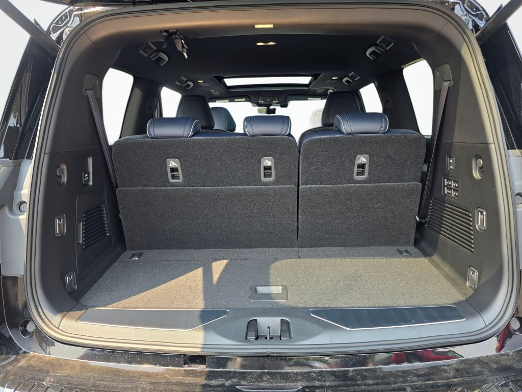 New 2027 INFINITI QX80 Sensory w/ Sport Exterior Package AWD/4WD image 11