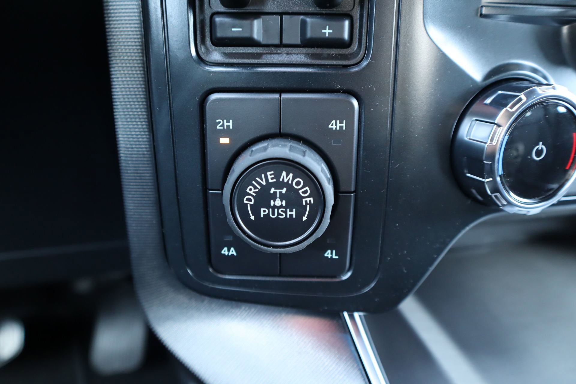 New 2026 Ford F150 Platinum w/ Equipment Group 700A Standard AWD/4WD image 9