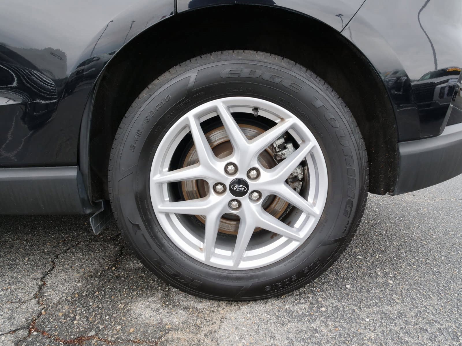 Used 2024 Ford Edge SEL image 12