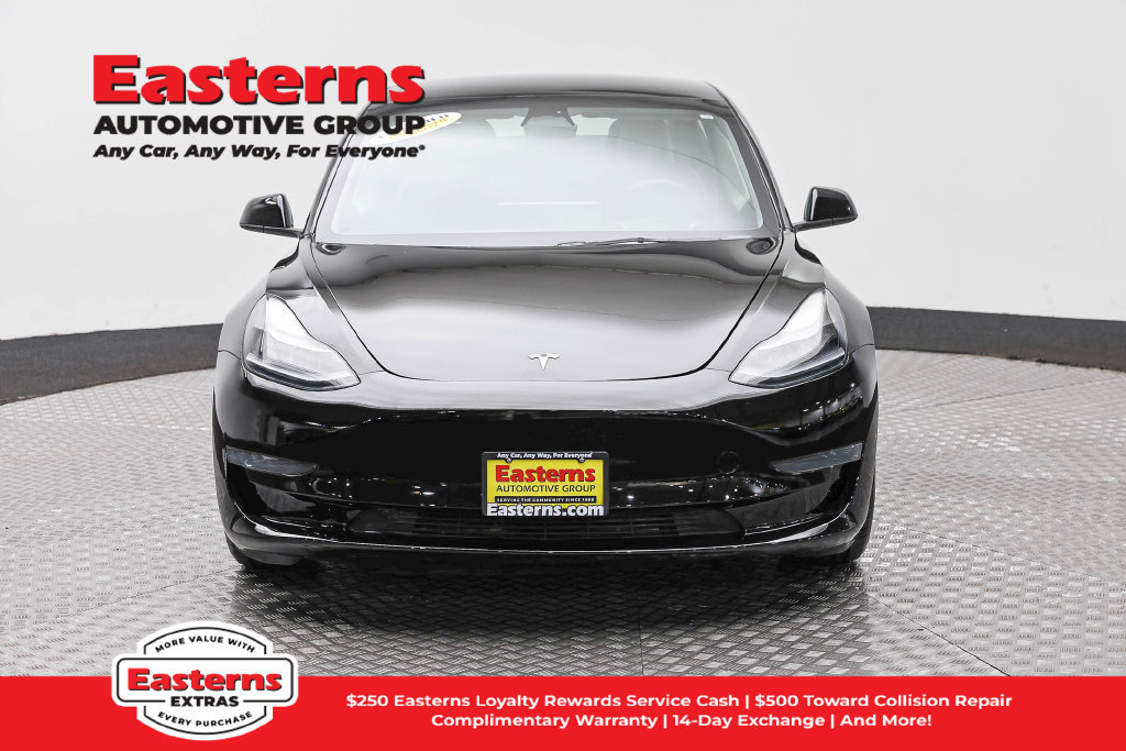 Used 2023 Tesla Model 3 Standard Range RWD image 3