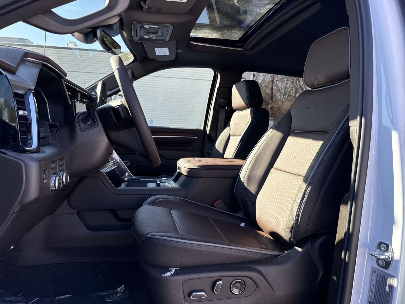 New 2026 GMC Sierra 3500 Denali w/ Denali Reserve Package image 10