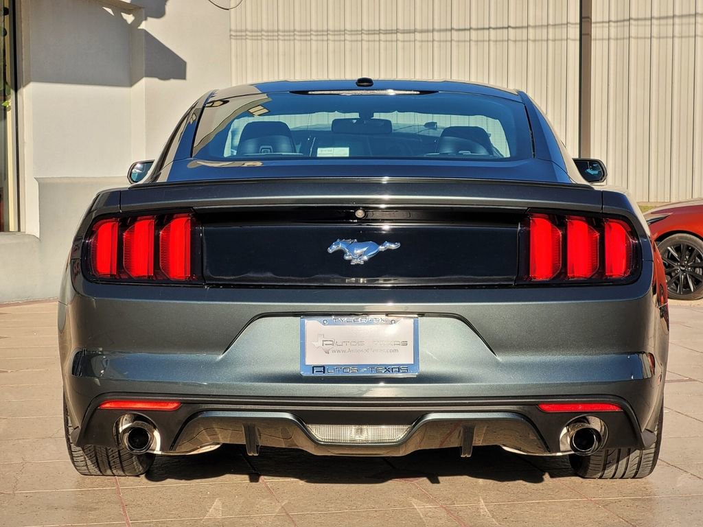 Used 2016 Ford Mustang Premium image 5