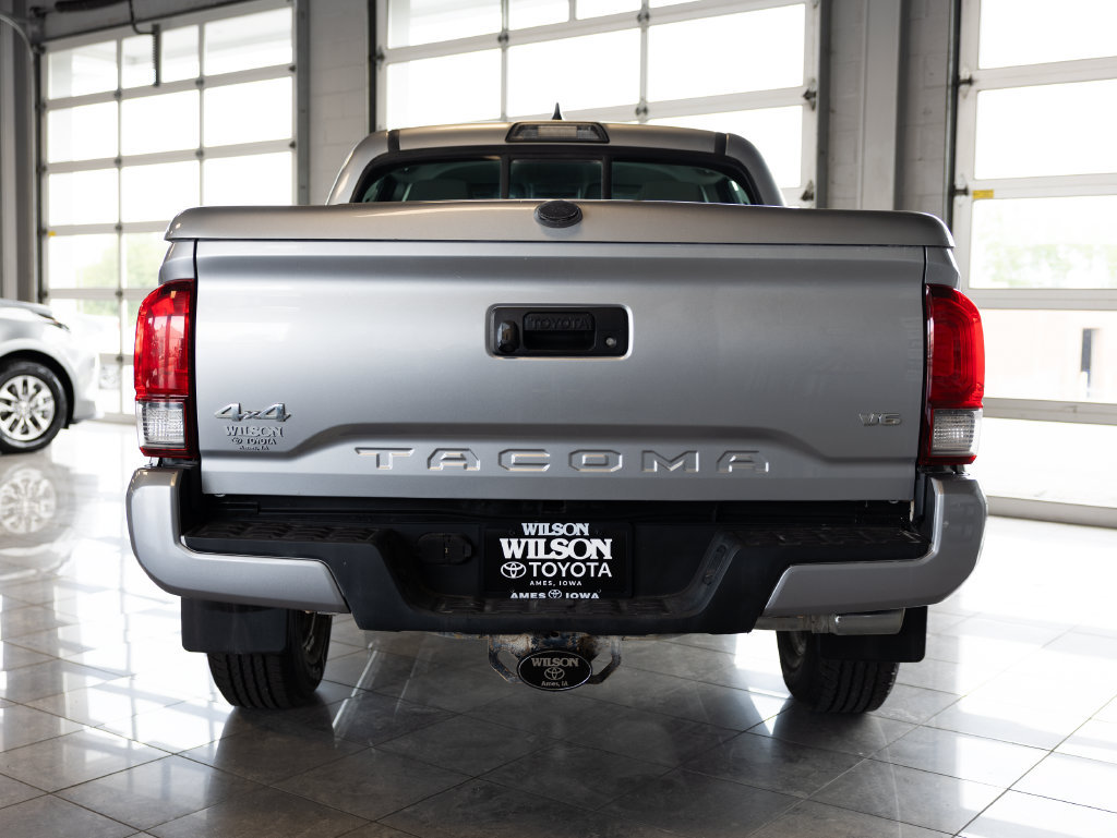 Used 2018 Toyota Tacoma SR w/ SR Convenience Package AWD/4WD image 4