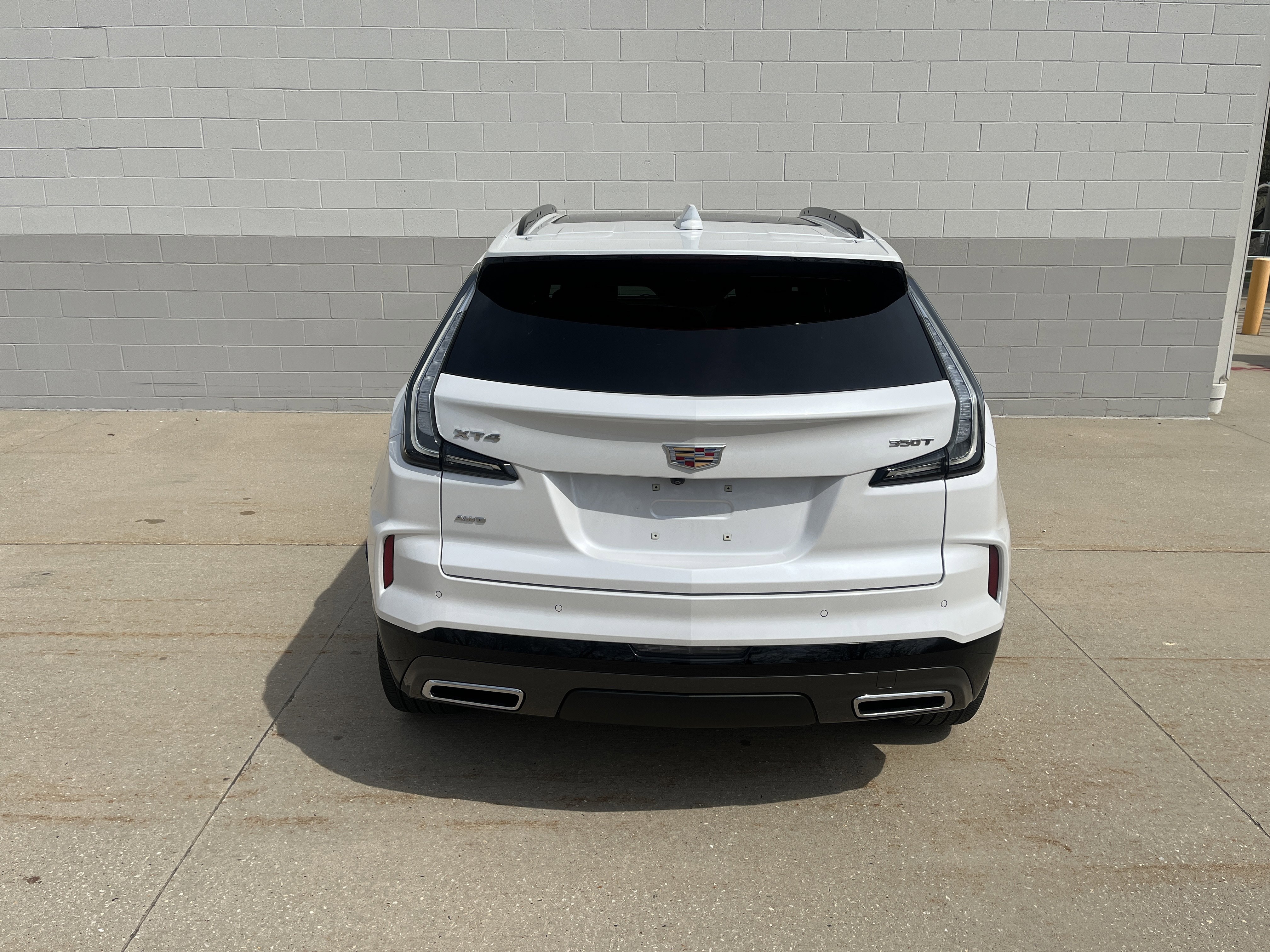 Used 2024 Cadillac XT4 Sport w/ Cold Weather Package AWD/4WD image 6