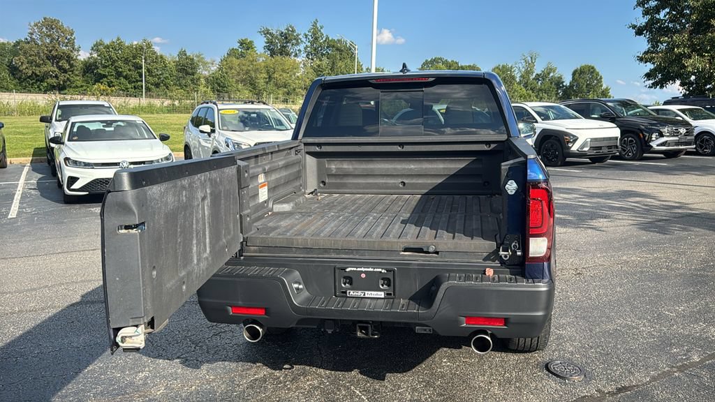 Certified 2023 Honda Ridgeline RTL image 9