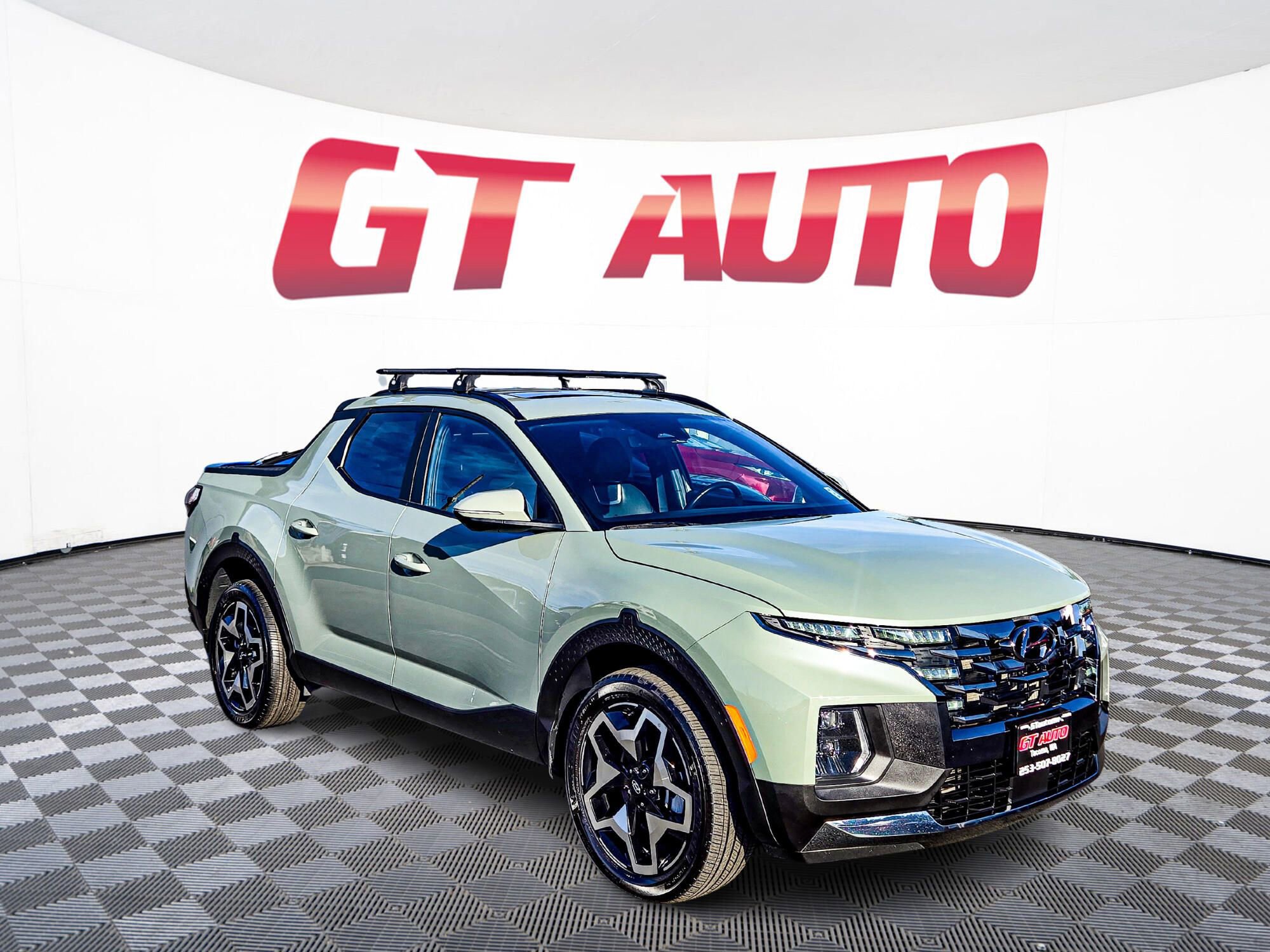 Used 2023 Hyundai Santa Cruz Limited image 1