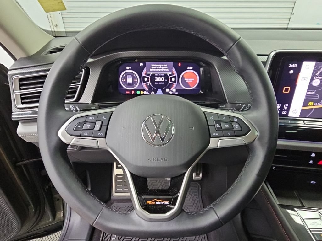 Used 2024 Volkswagen Atlas Peak Edition SEL AWD/4WD image 22