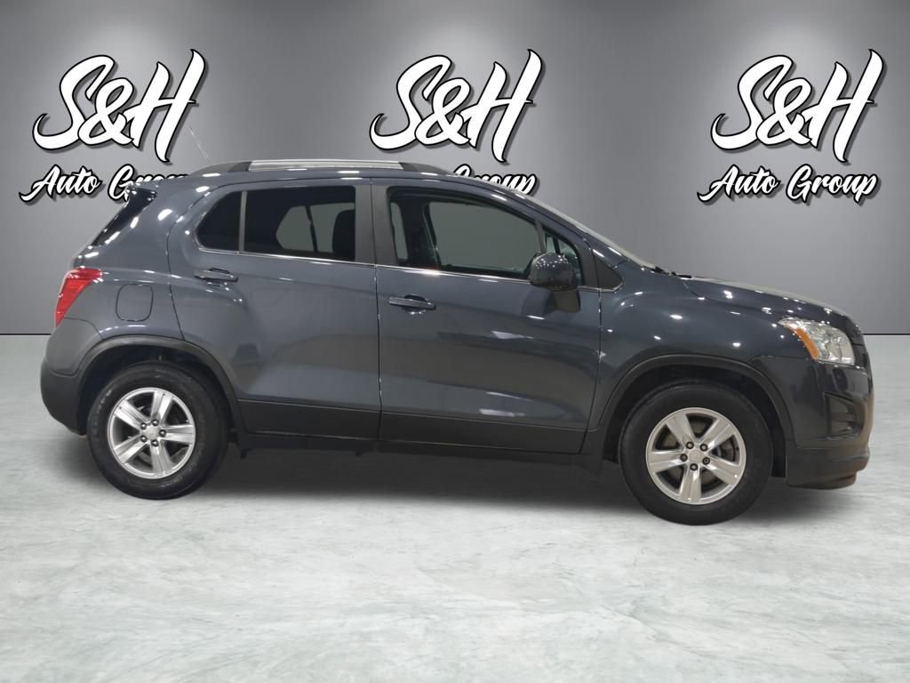 Used 2016 Chevrolet Trax LT w/ LT Sun and Sound Package image 20
