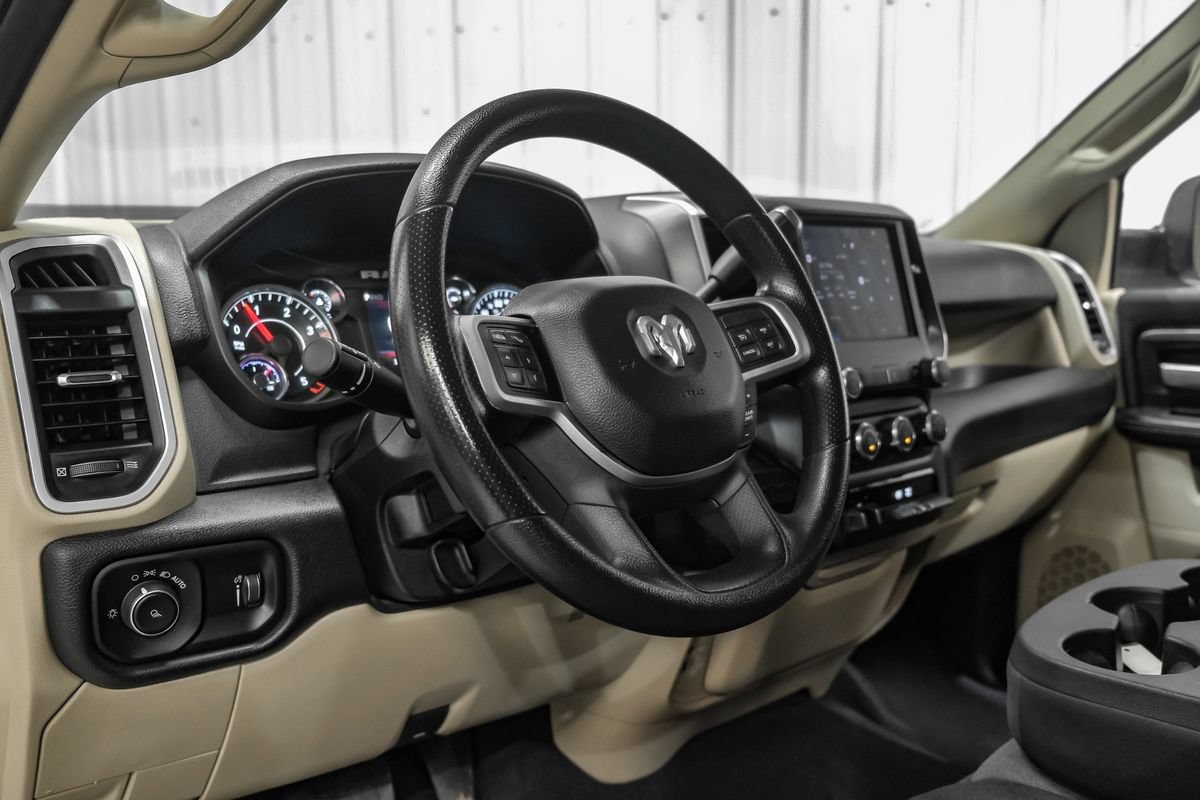 Used 2022 RAM 3500 Big Horn AWD/4WD image 14