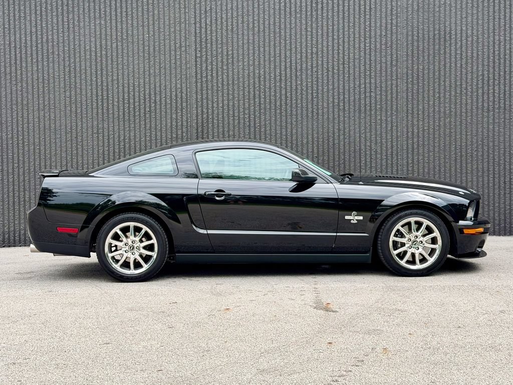 Used 2008 Ford Mustang Shelby GT500 RWD image 7