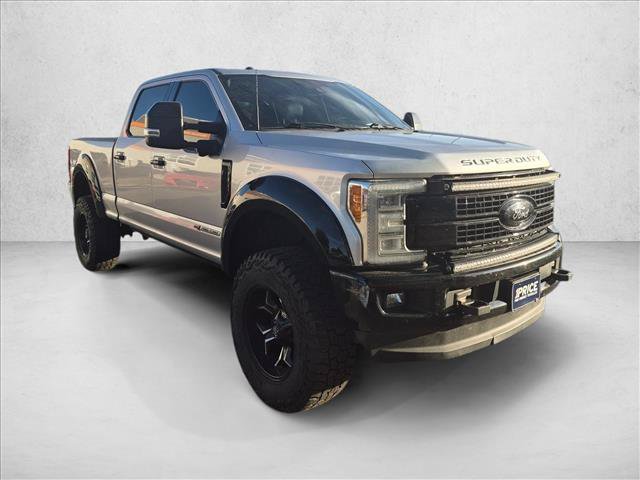 Used 2017 Ford F350 Platinum w/ Platinum Ultimate Package AWD/4WD image 3