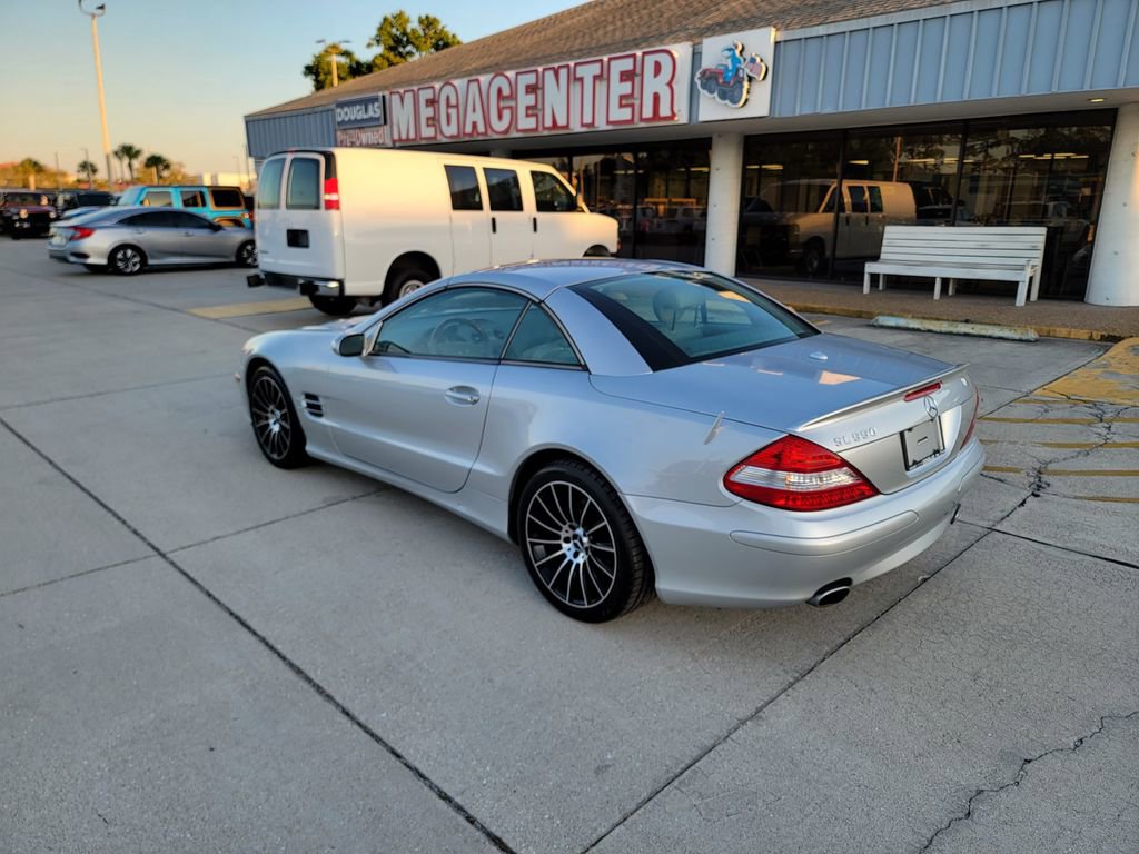 Used 2007 Mercedes-Benz SL 550 image 4