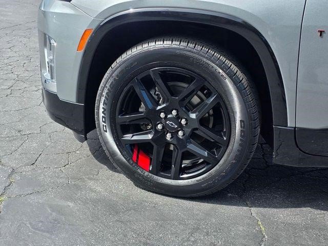 Certified 2023 Chevrolet Traverse Premier w/ Redline Edition image 5