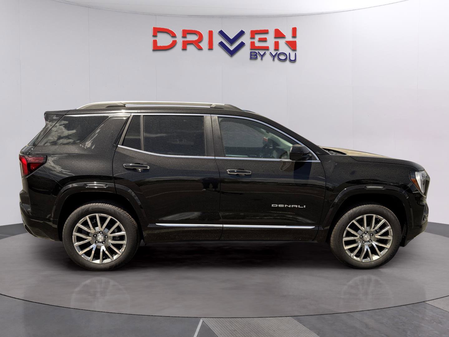 New 2026 GMC Terrain Denali w/ LPO, Floor Liner Package AWD/4WD image 6
