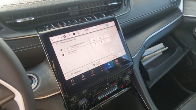 Certified 2023 Jeep Grand Cherokee L Limited w/ Trailer Tow Group (B) image 17