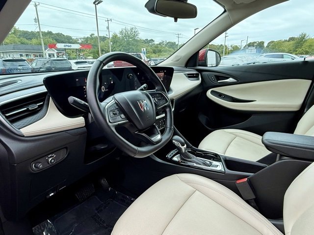 Used 2025 Buick Encore GX Sport Touring w/ Comfort Package image 13