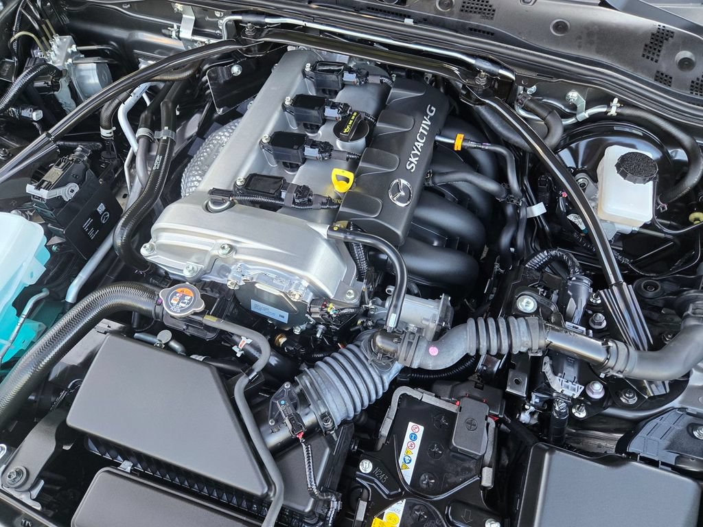 Certified 2025 MAZDA MX-5 Miata RF Grand Touring RWD image 33