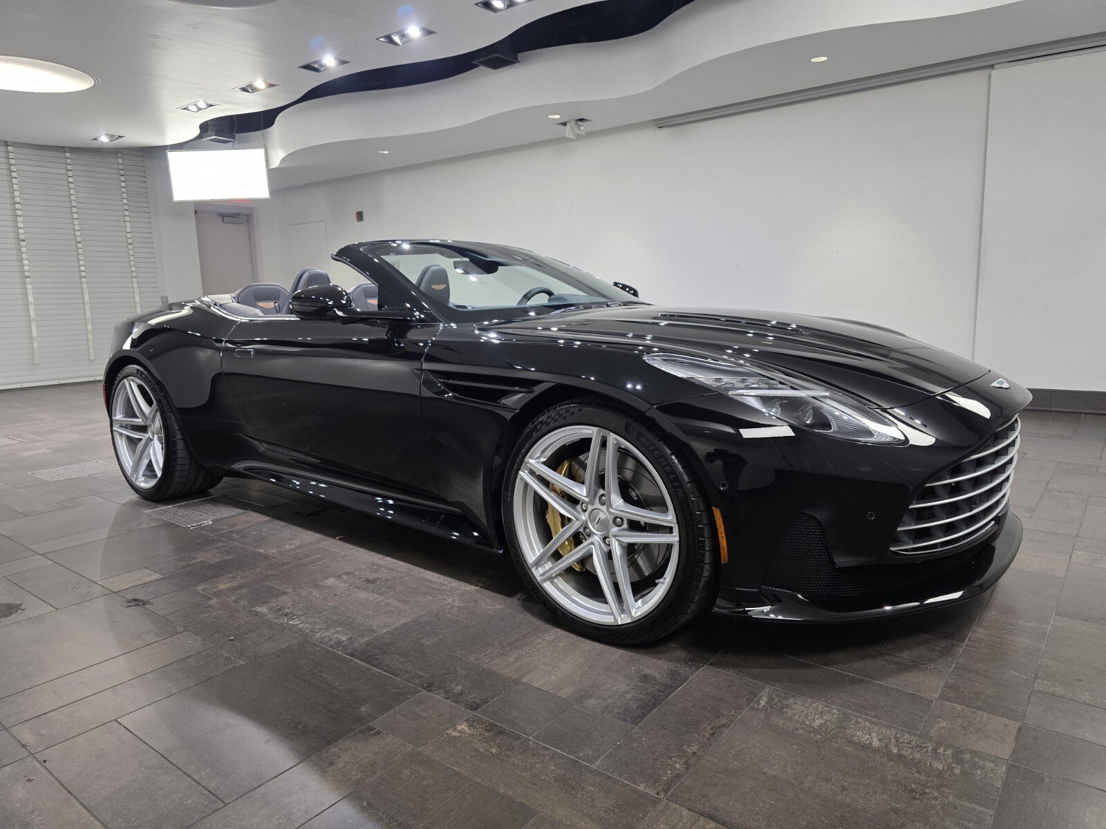 New 2026 Aston Martin DB12 Convertible RWD image 1