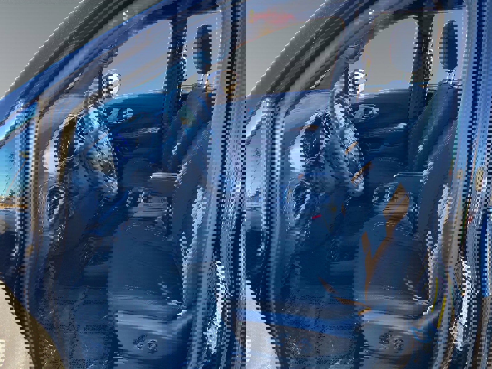 Used 2024 Chrysler Pacifica Touring image 9