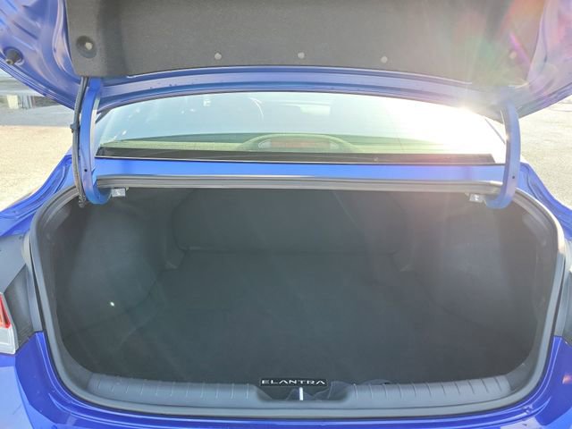 Used 2025 Hyundai Elantra Sport image 10