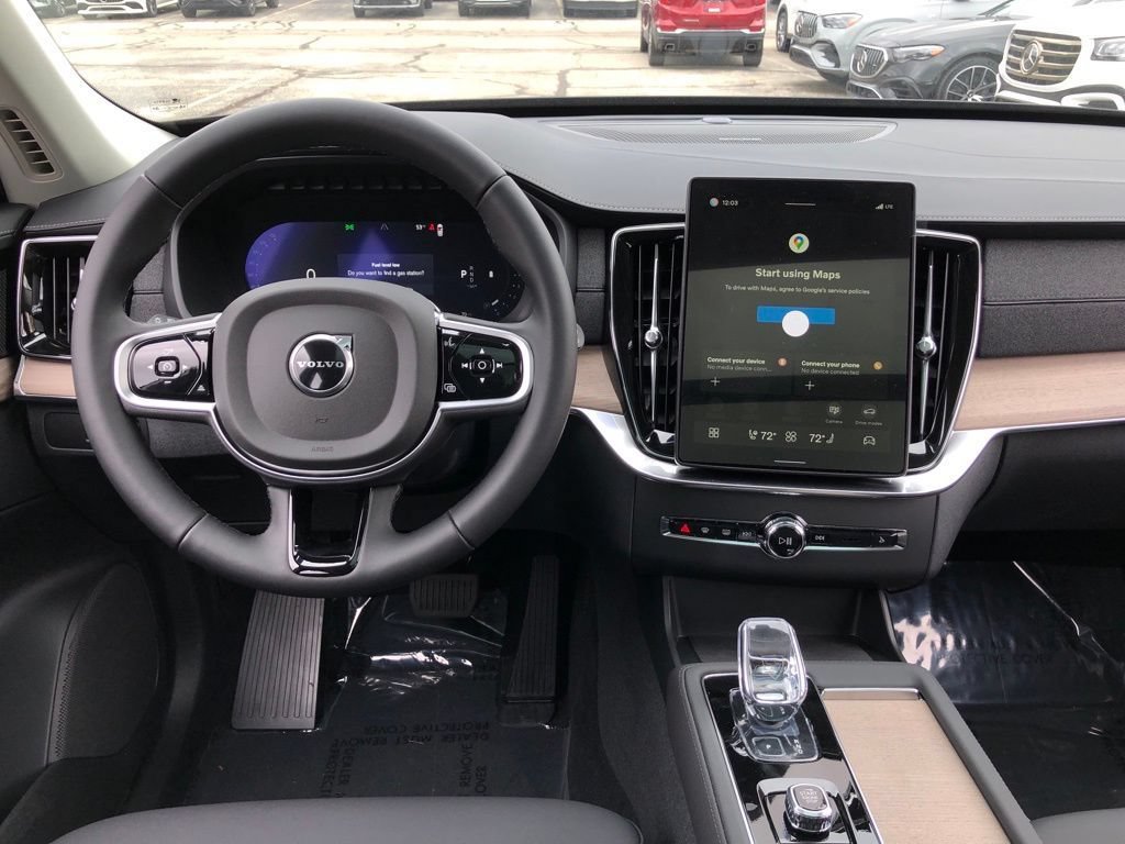 New 2026 Volvo XC90 B6 Plus w/ Protection Package Premier AWD/4WD image 10