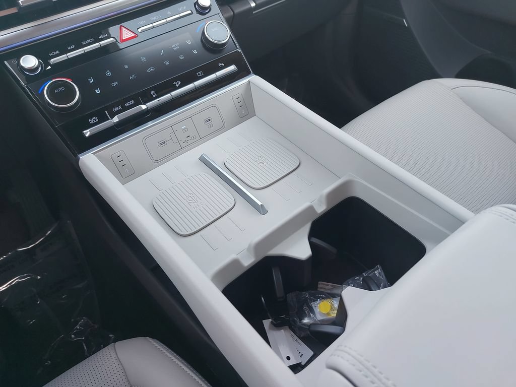 New 2026 Hyundai Santa Fe Limited FWD image 26