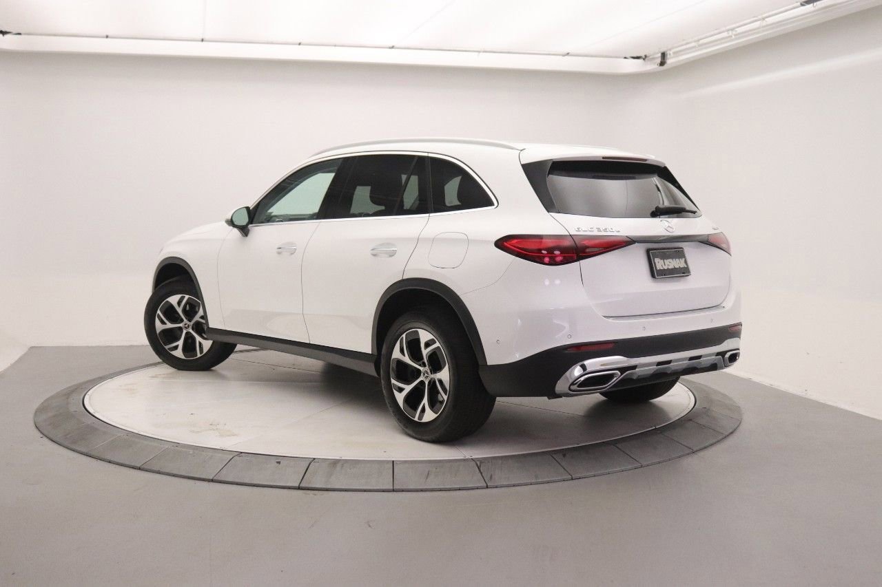 Certified 2025 Mercedes-Benz GLC 350e 4MATIC image 2