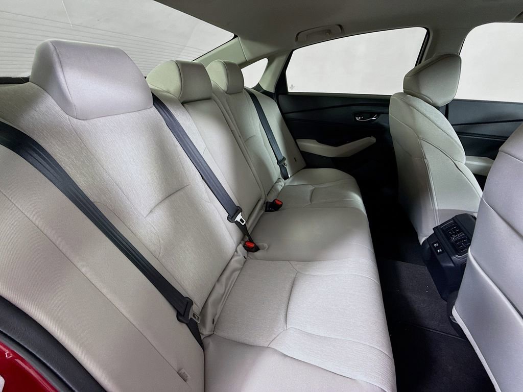 New 2025 Honda Accord SE image 27