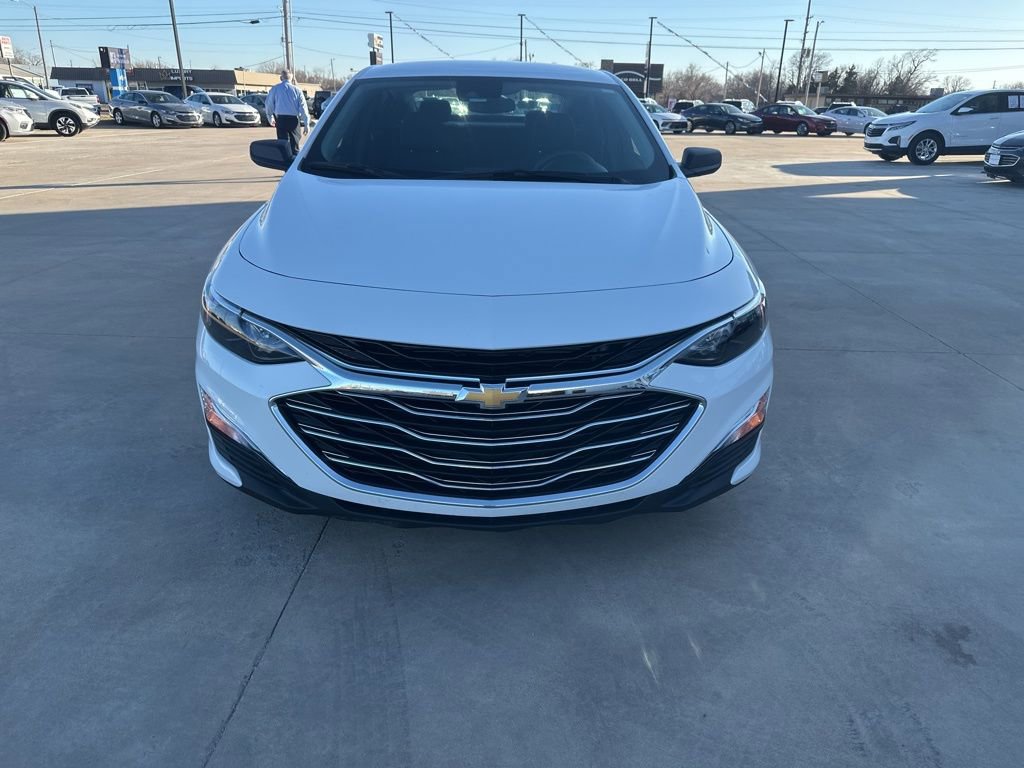 Used 2025 Chevrolet Malibu LS image 25