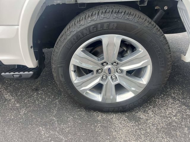 Used 2018 Ford F150 Platinum w/ Equipment Group 701A Luxury RWD image 11
