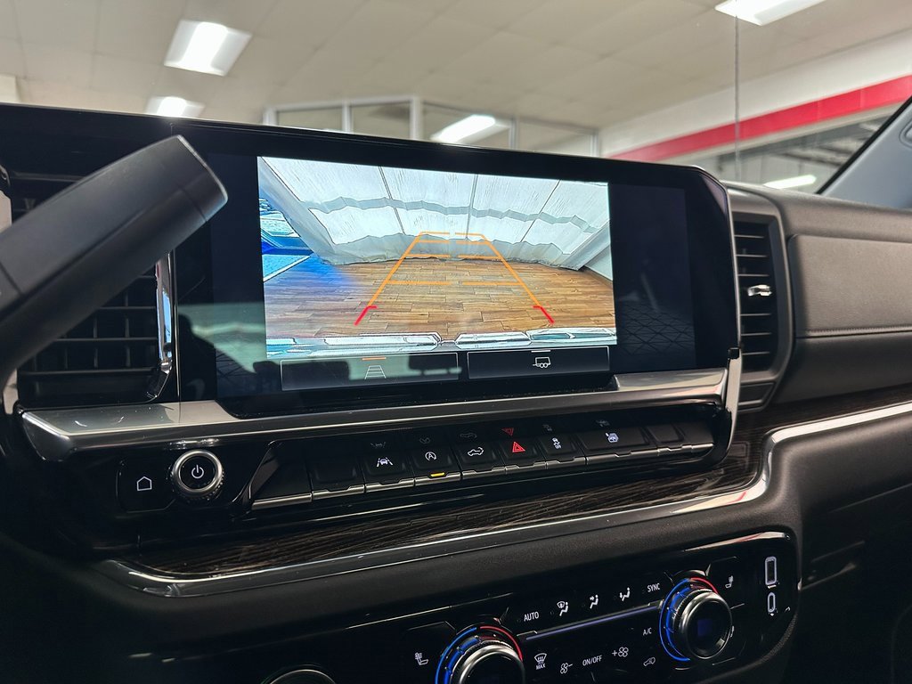 Used 2023 GMC Sierra 1500 SLE image 24