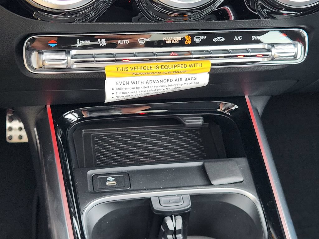 New 2026 Mercedes-Benz GLA 35 AMG 4MATIC image 31