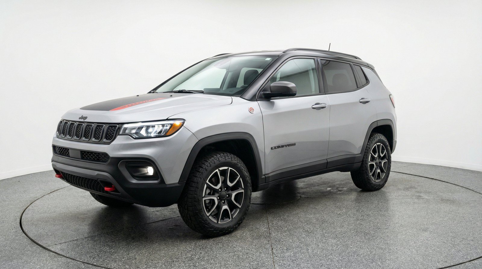 Used 2025 Jeep Compass Trailhawk AWD/4WD image 3